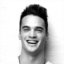 Chris Schweizer lyrics | Musixmatch