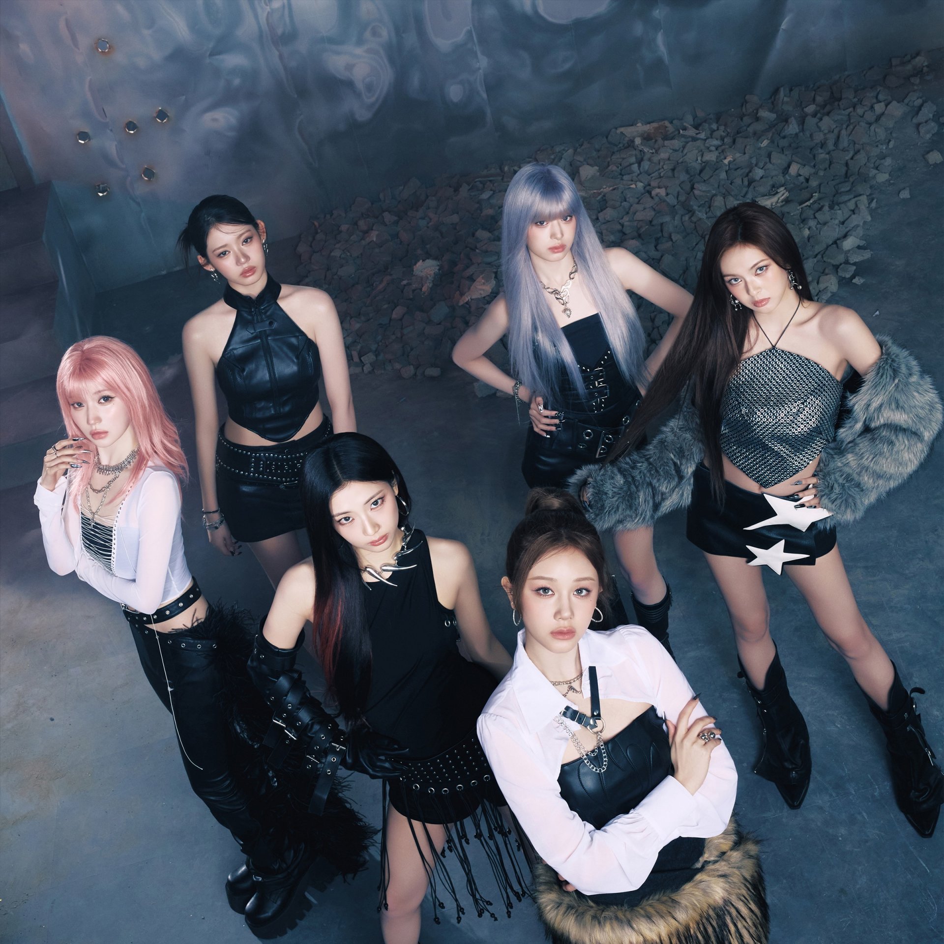 YG 베이비몬스터, 서태지와 아이들 소환..로고+세트 완벽 재현 | 스타뉴스, image size:1920x1920